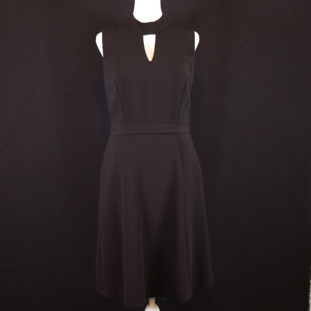 CLOSET CLOSING 7/31 Carmen Marc Valvo Dress black sz. 4 pockets dressy formal